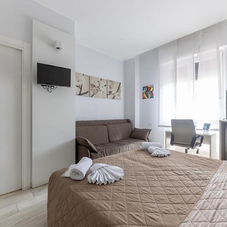 Chezromyk The Kosher B&B Milan Bagian luar foto