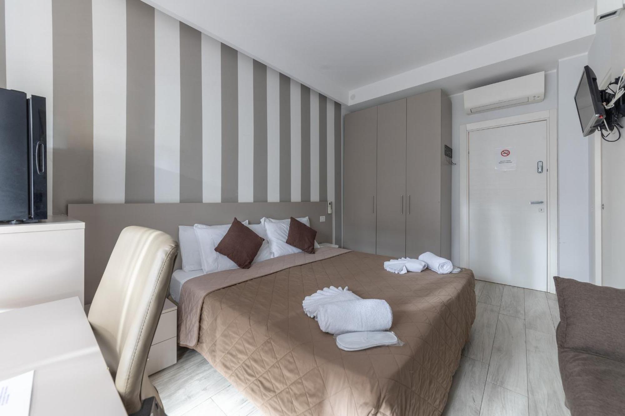 Chezromyk The Kosher B&B Milan Bagian luar foto